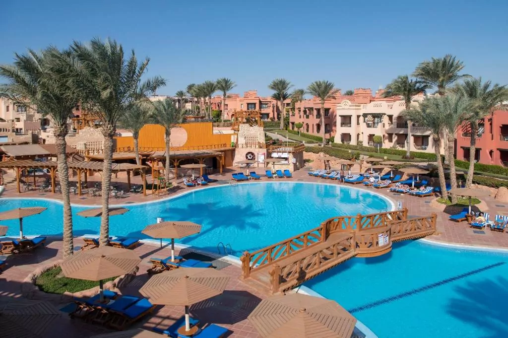 Charmillion Sea Life Resort