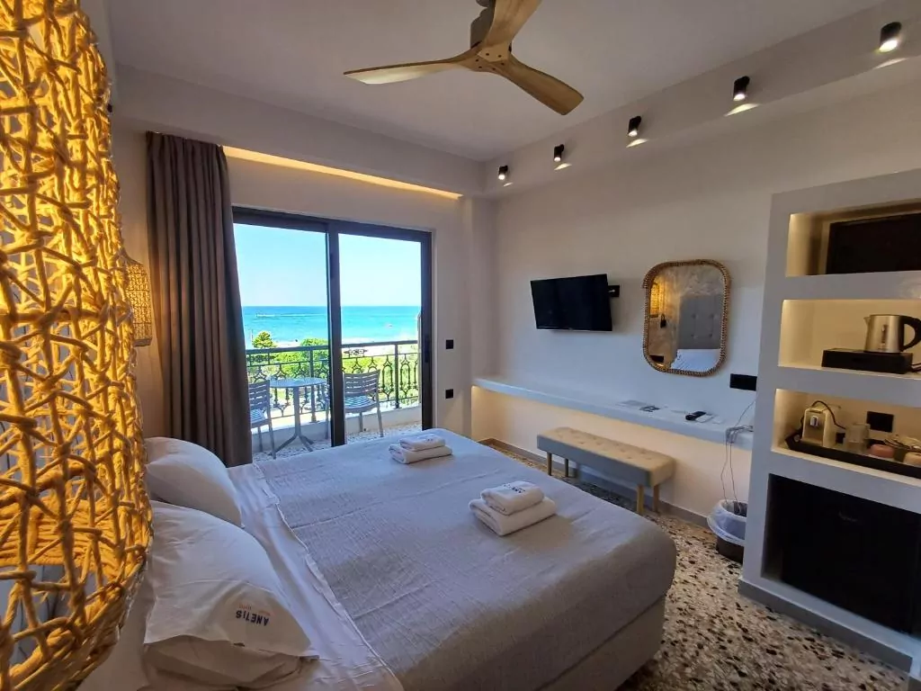 Anetis Beach Hotel