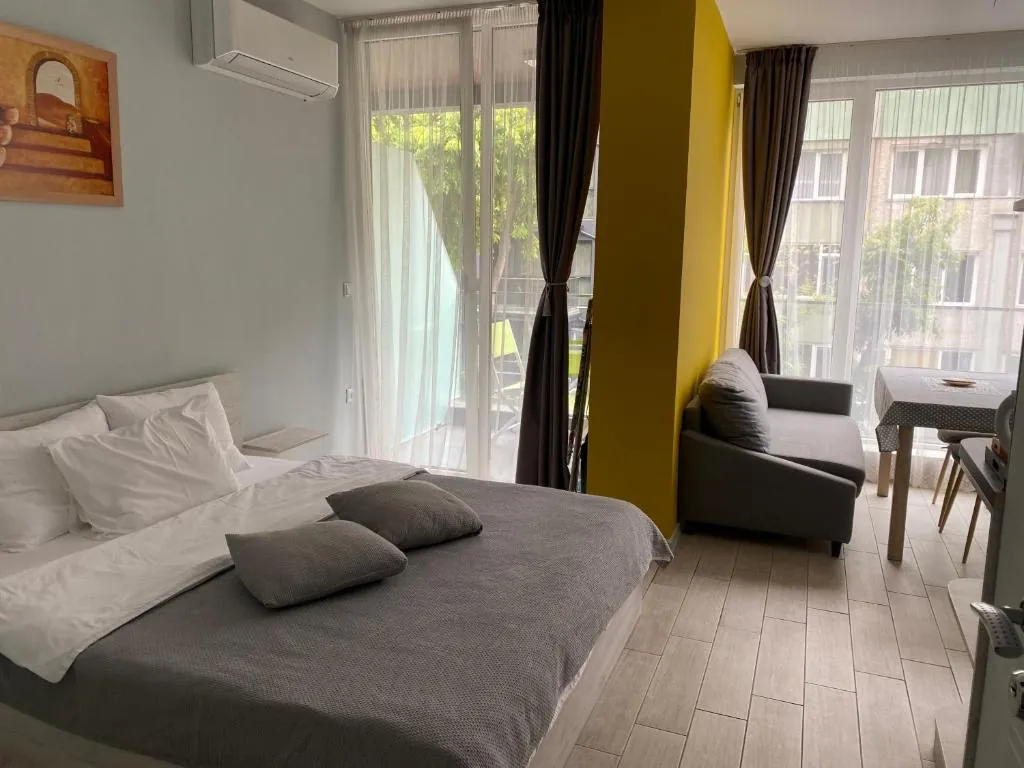 Apartments Siyana Varna