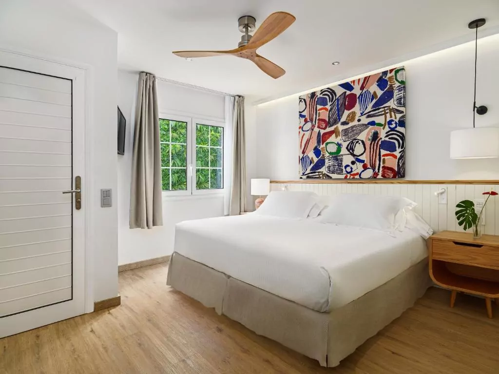 Boutique Hotel H10 White Suites