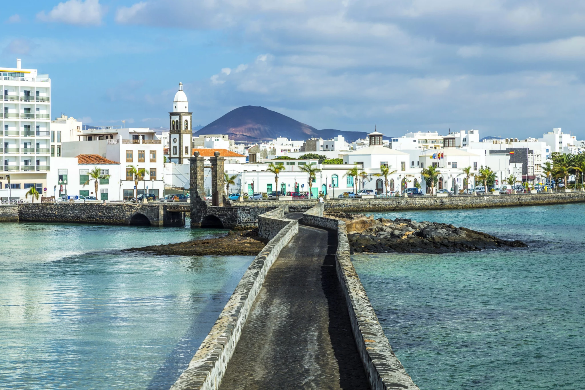 widok na zamek San Gabriel i Arrecife Lanzarote
