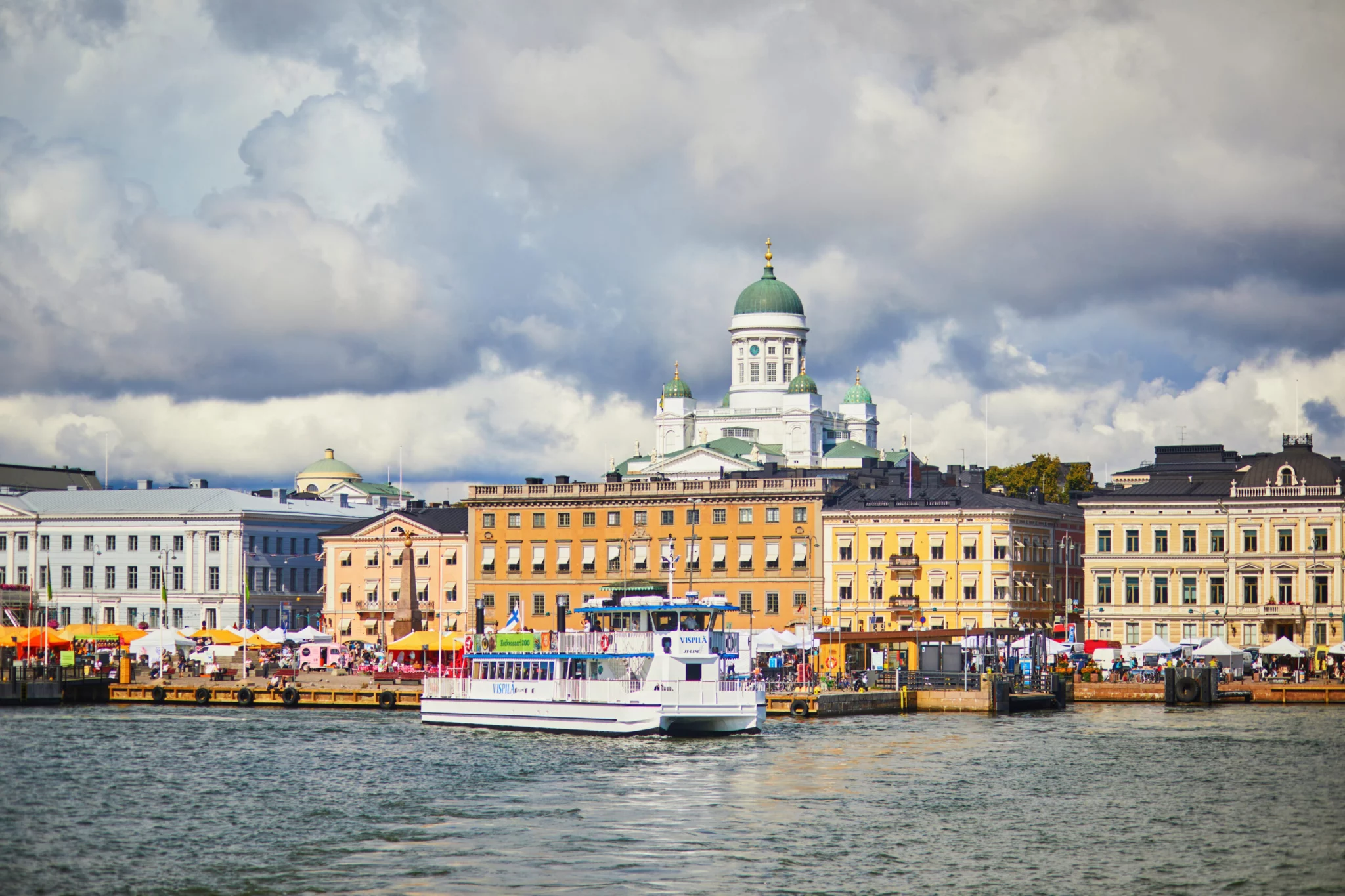 Prom Tallin Helsinki