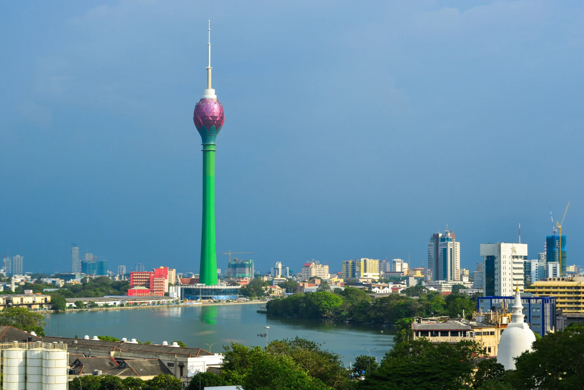 Lotus Tower w mieście Colombo, Sri Lanka 