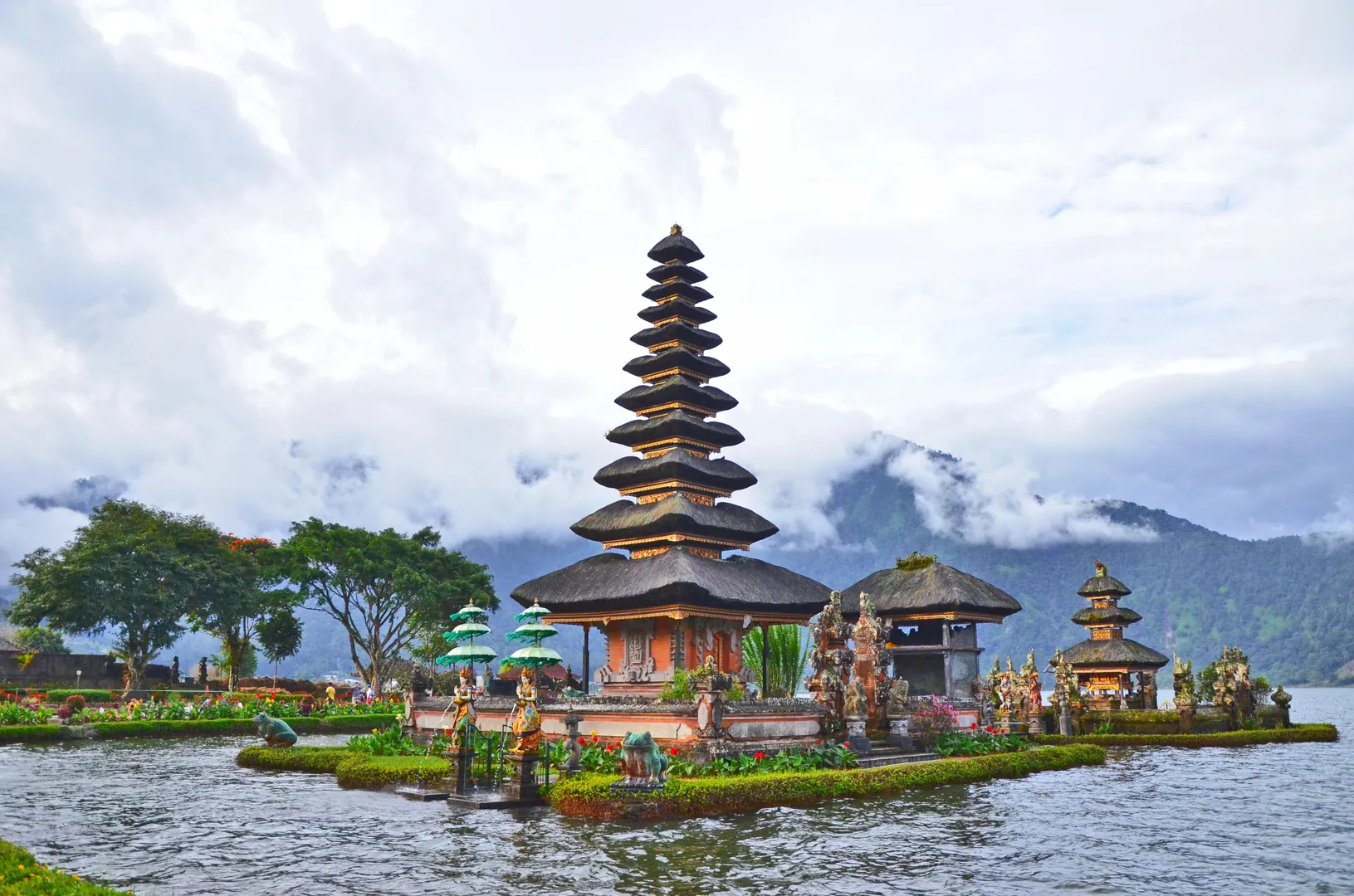 Pura Ulun Danu Bratan Indonezja