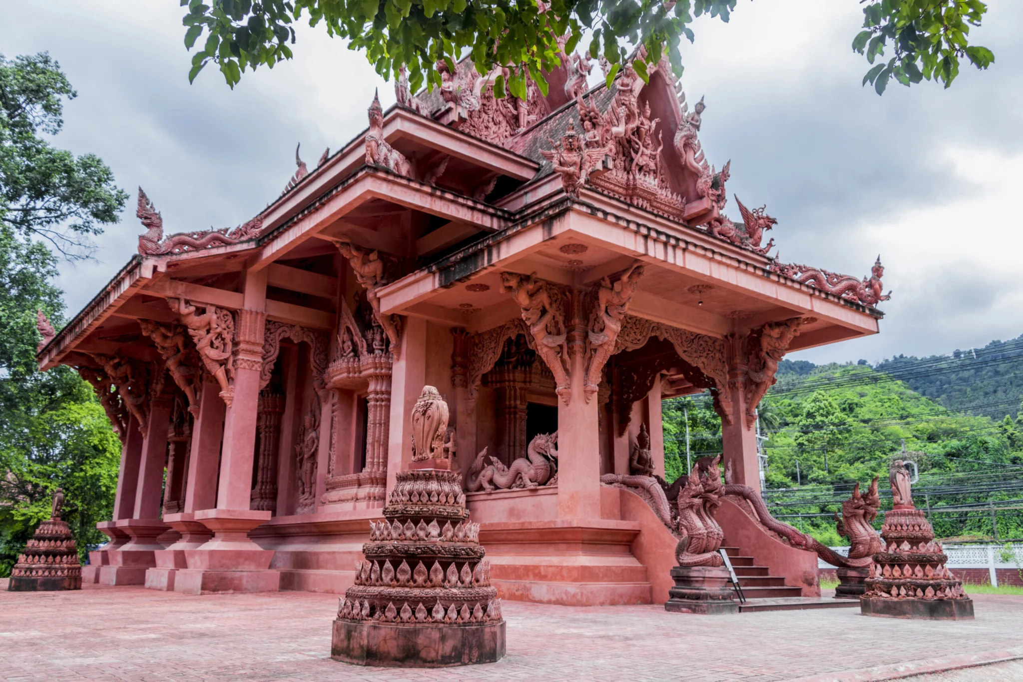 świątynia ratchathammaram koh samui