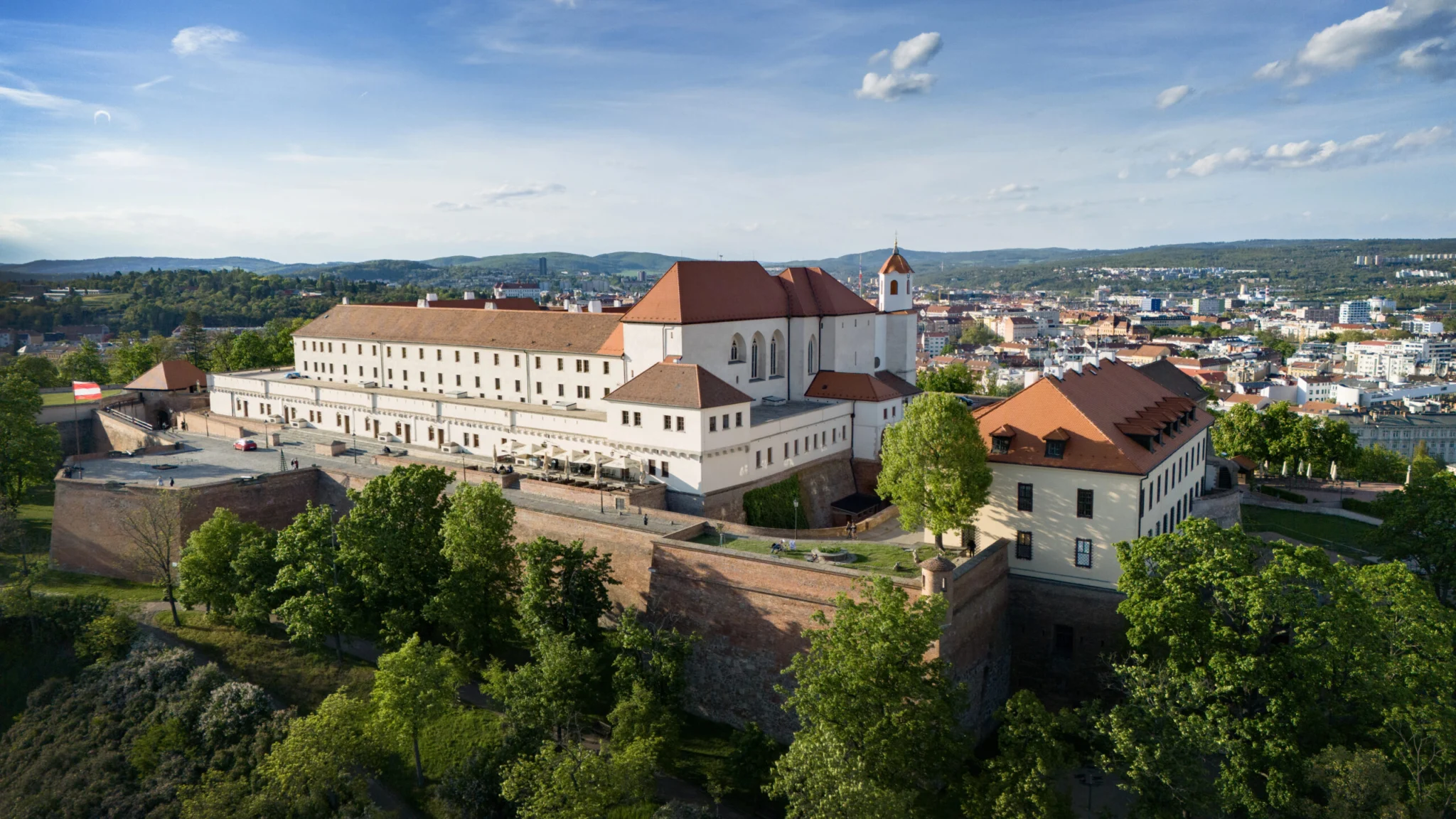 Średniowieczny zamek Spilberk w Brnie, stolicy Moraw
