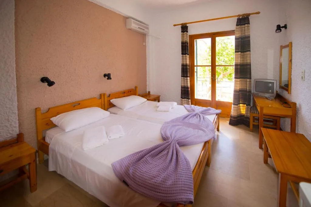 Marie Hotel