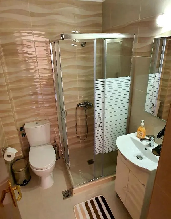 Nicoll Apartments