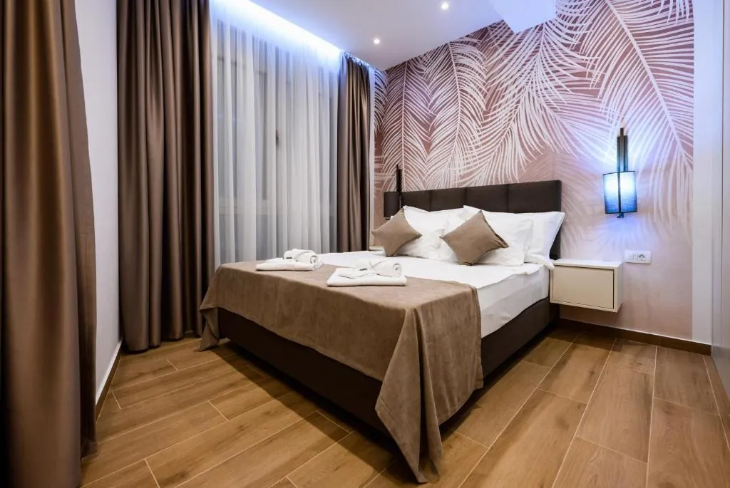 G Star Hotel