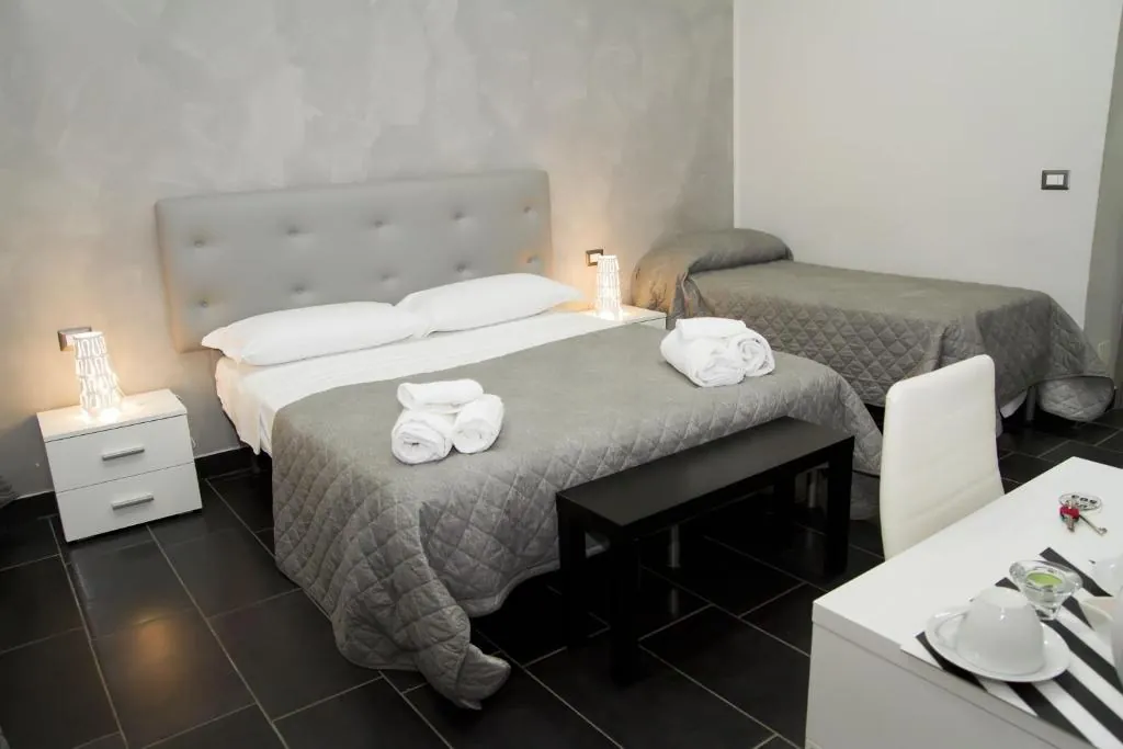 B&B Napoli Binario 1
