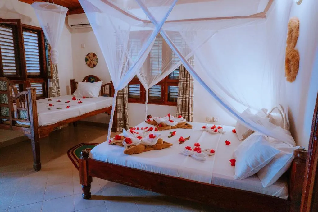 Mambo Ocean Resort