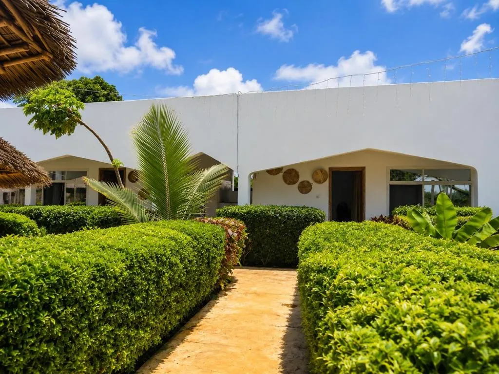 Kendwa Crystal Coast Hotel