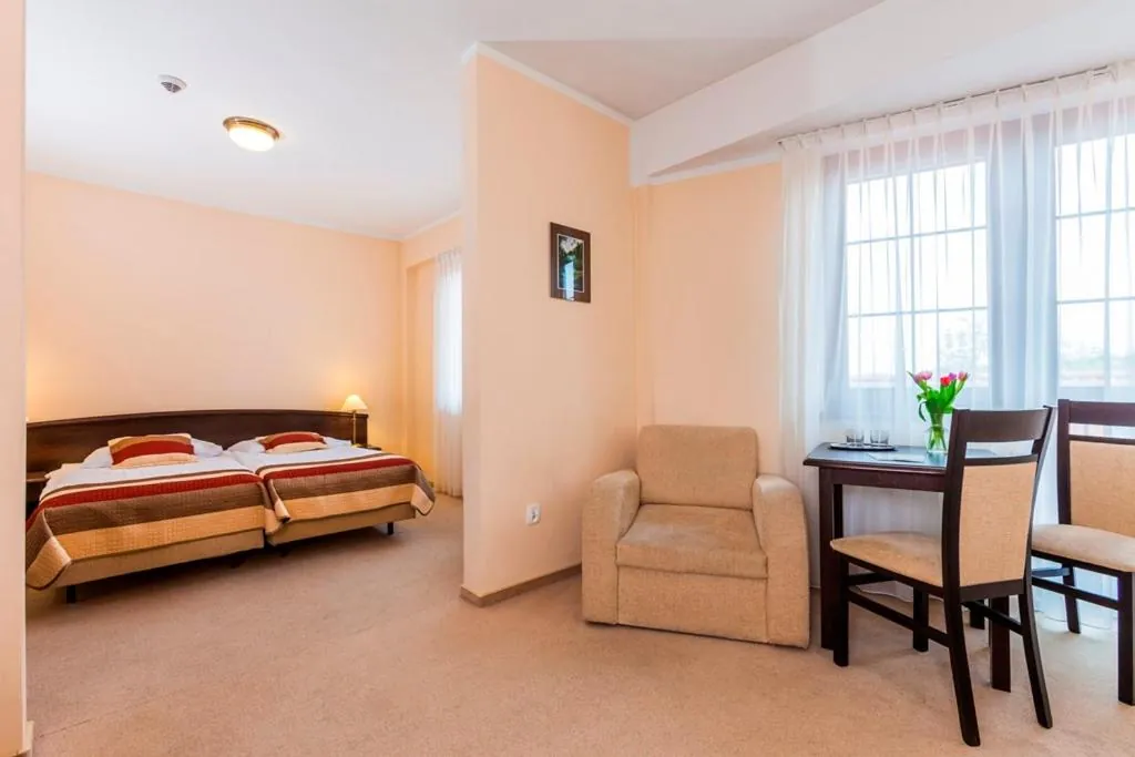 Hotel Anek
