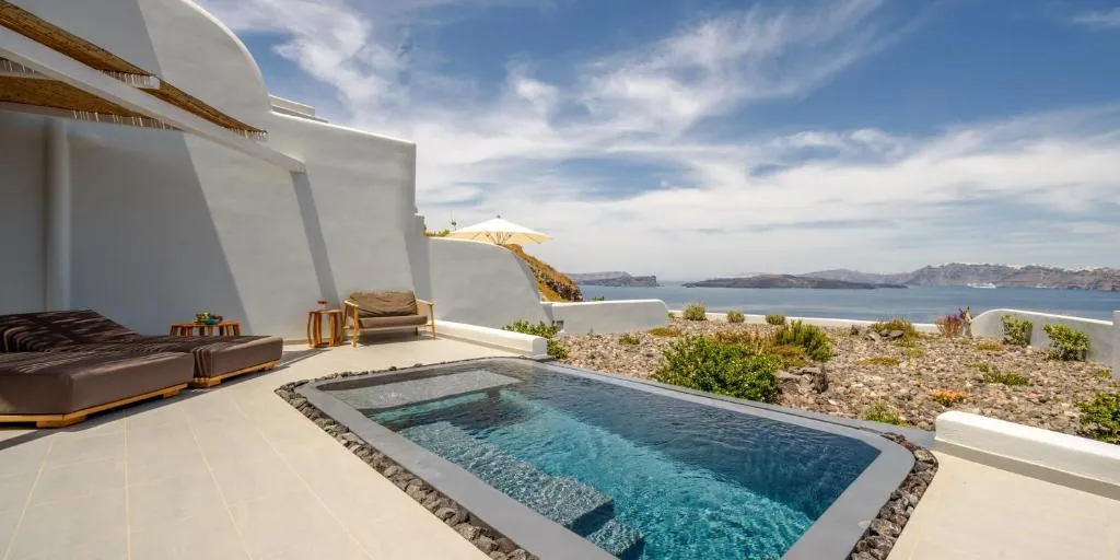 Neptune Luxury Suites