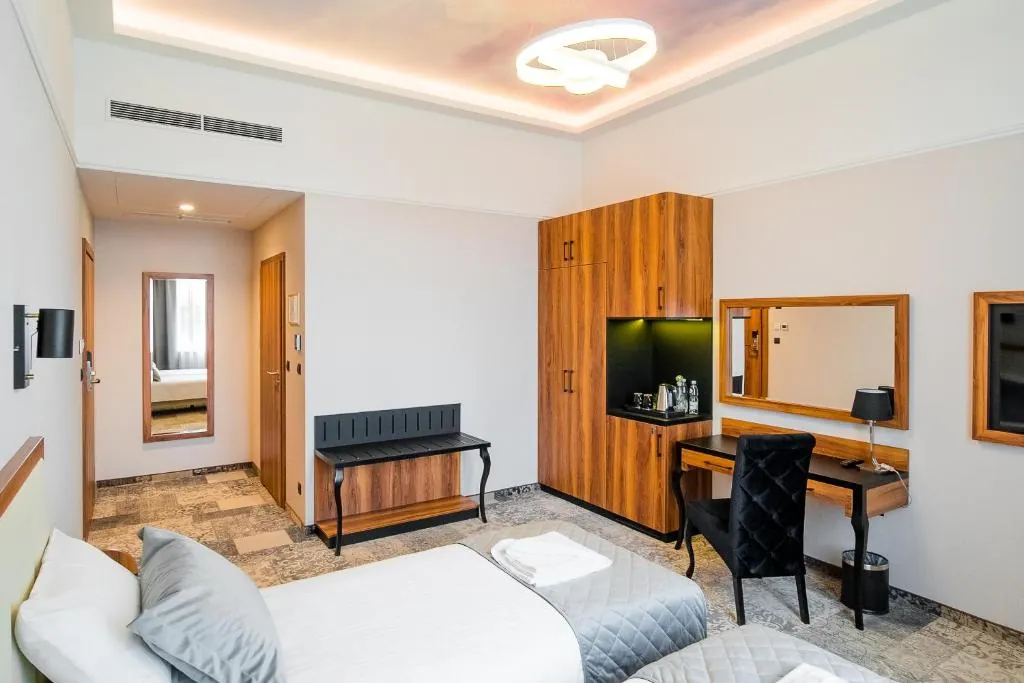 Sky Hotel Kraków
