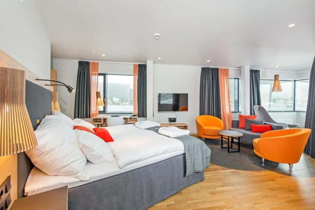 Clarion Hotel The Edge