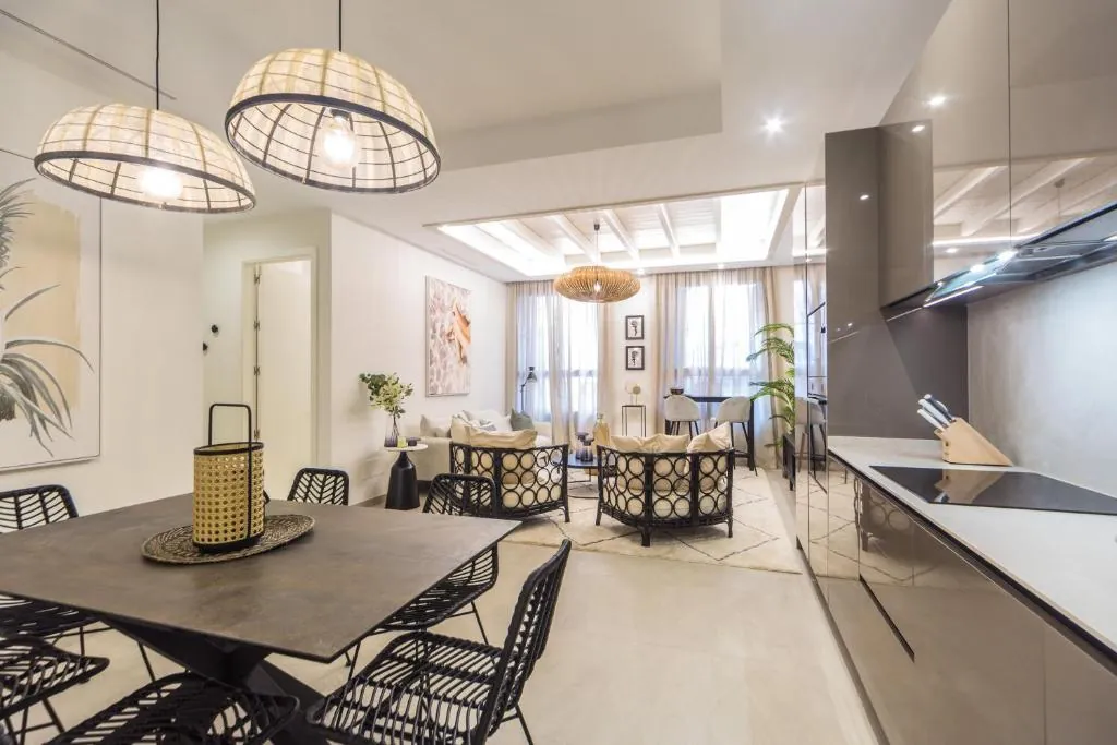 CASONA 6 LUNAS