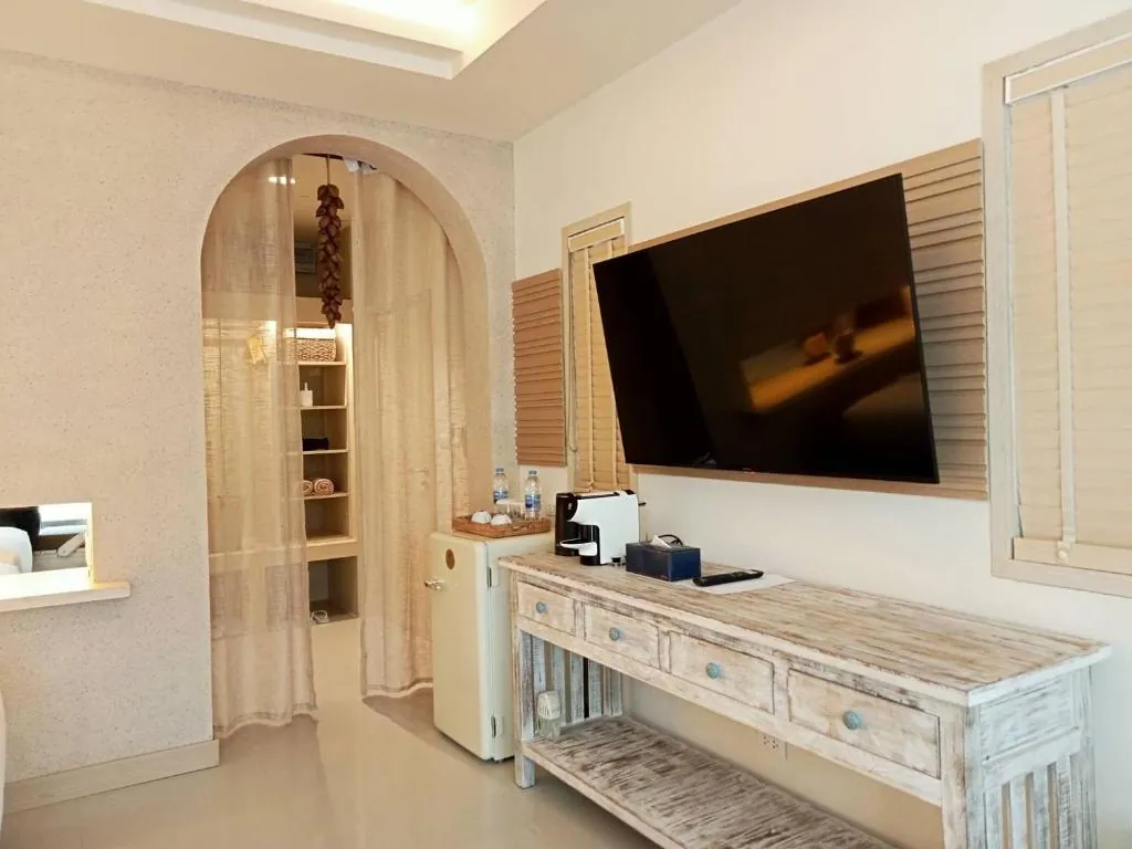 Amity Beach Resort