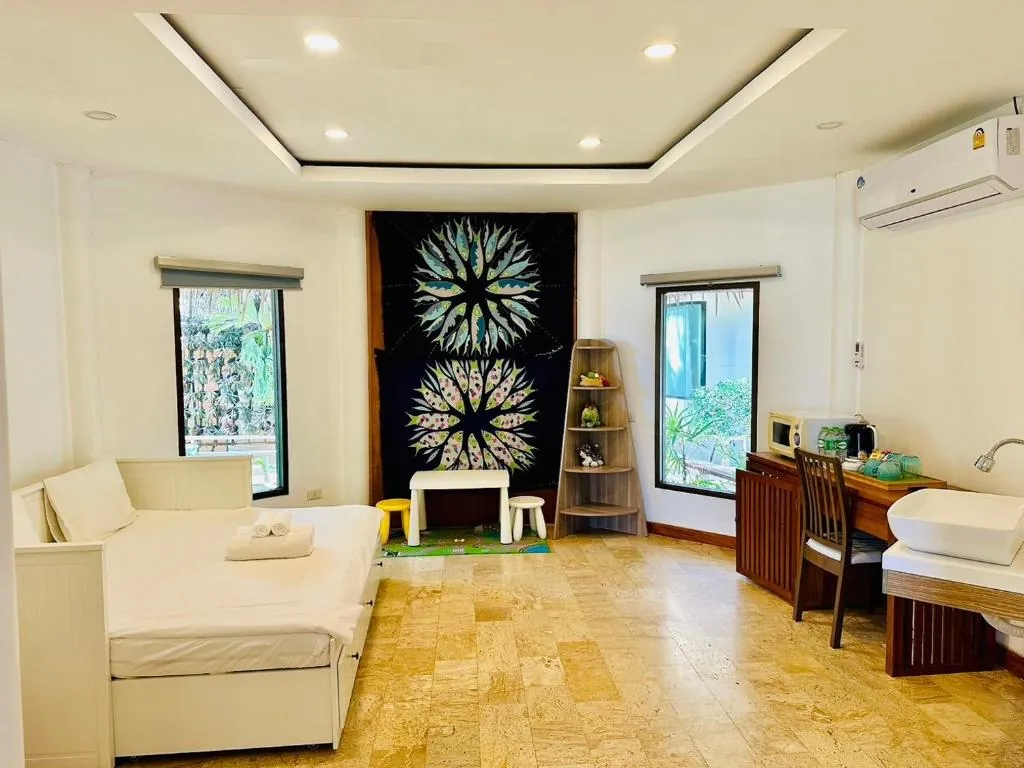 TwinBay Resort