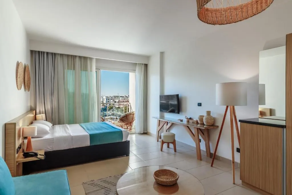 Redcon Suites