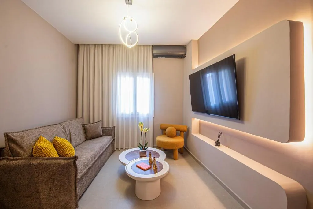 Acropoleos Suites