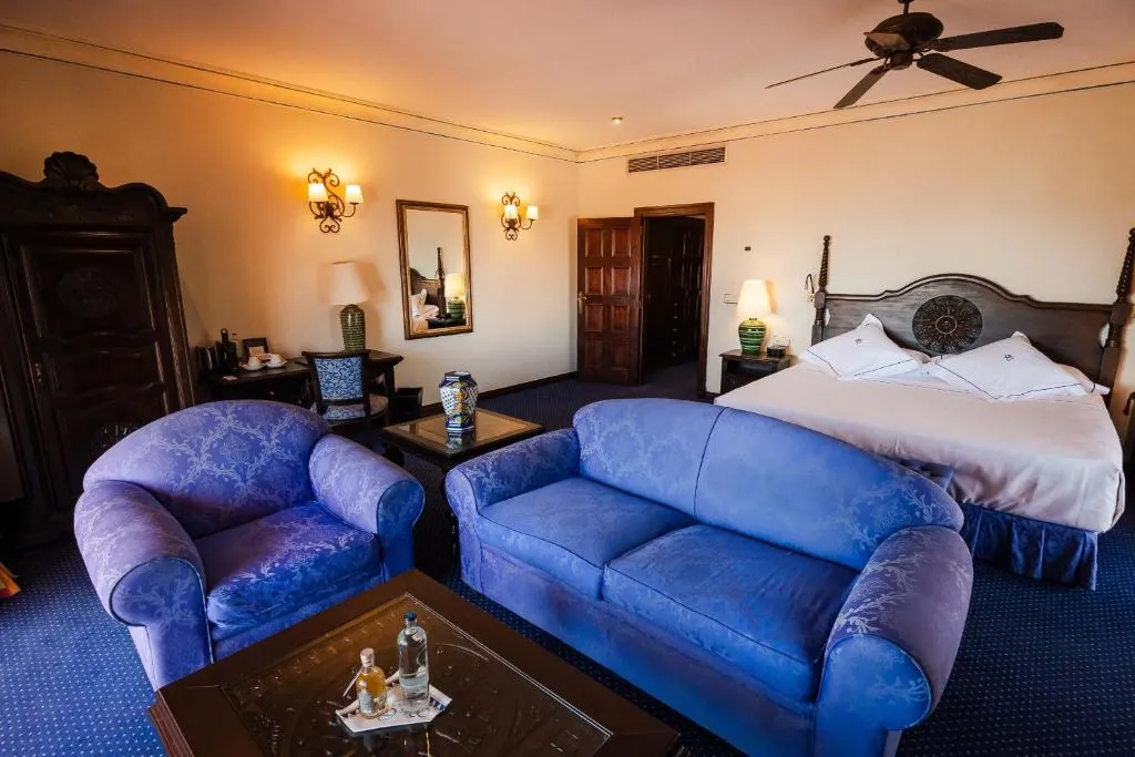 Europe Villa Cortes GL