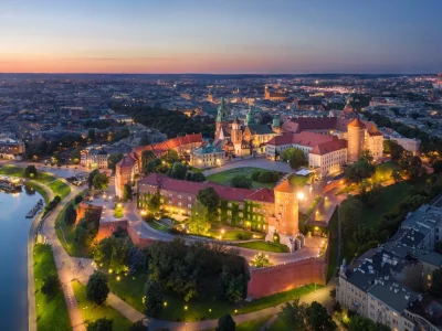 Kraków widok z góry nocą