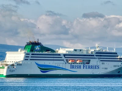 prom z Dublina do Holyhead